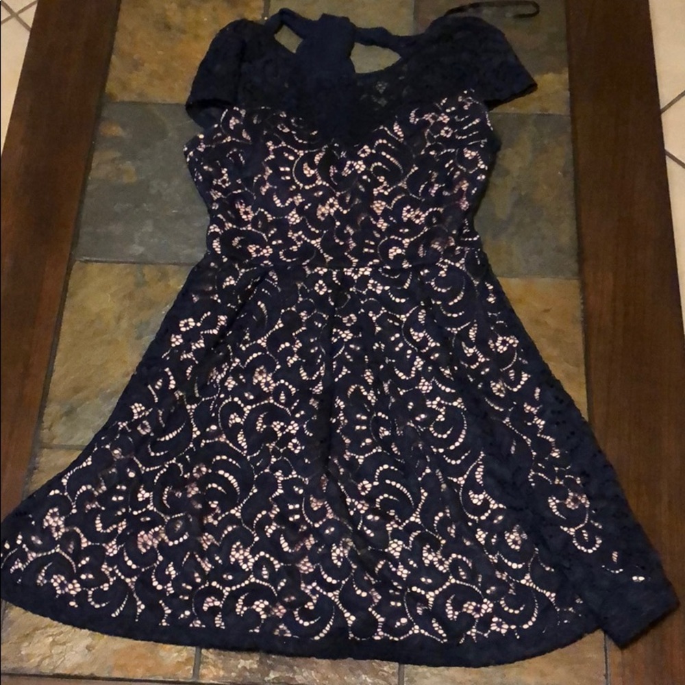 B. Darling dress 👗